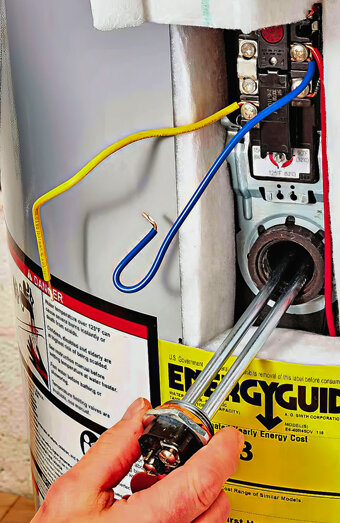 https://menorahotwater.com.au/uploads/2025/06/hot-water-servicing-11836.jpg