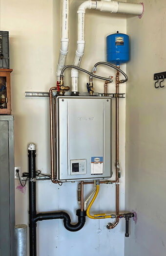 https://menorahotwater.com.au/uploads/2025/06/instant-hot-water-systems-98444.jpg