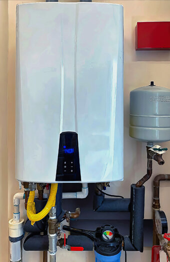 https://menorahotwater.com.au/uploads/2025/06/thermostatic-water-systems-75675.jpg